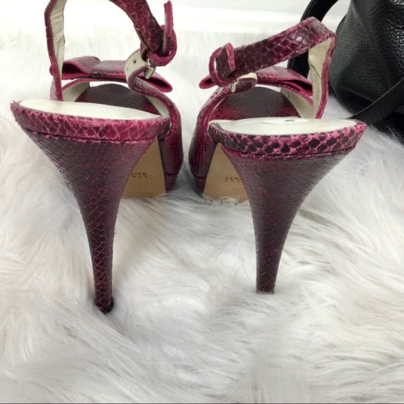 Stuart Weitzman Fuschia Snakeskin Platform Open Toe Heels With Bow EUC! - Picture 2 of 10